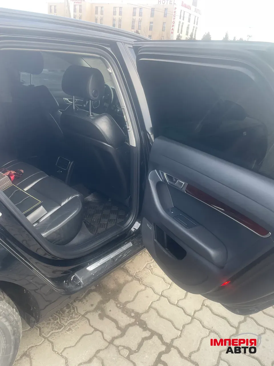 Audi A6 - фото 11