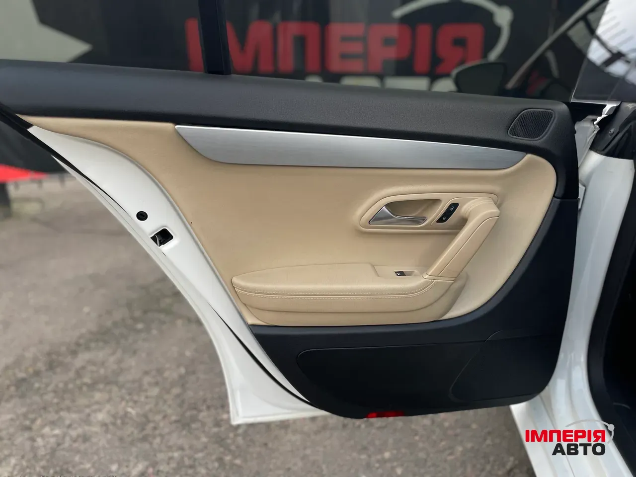 Volkswagen Passat CC - фото 10