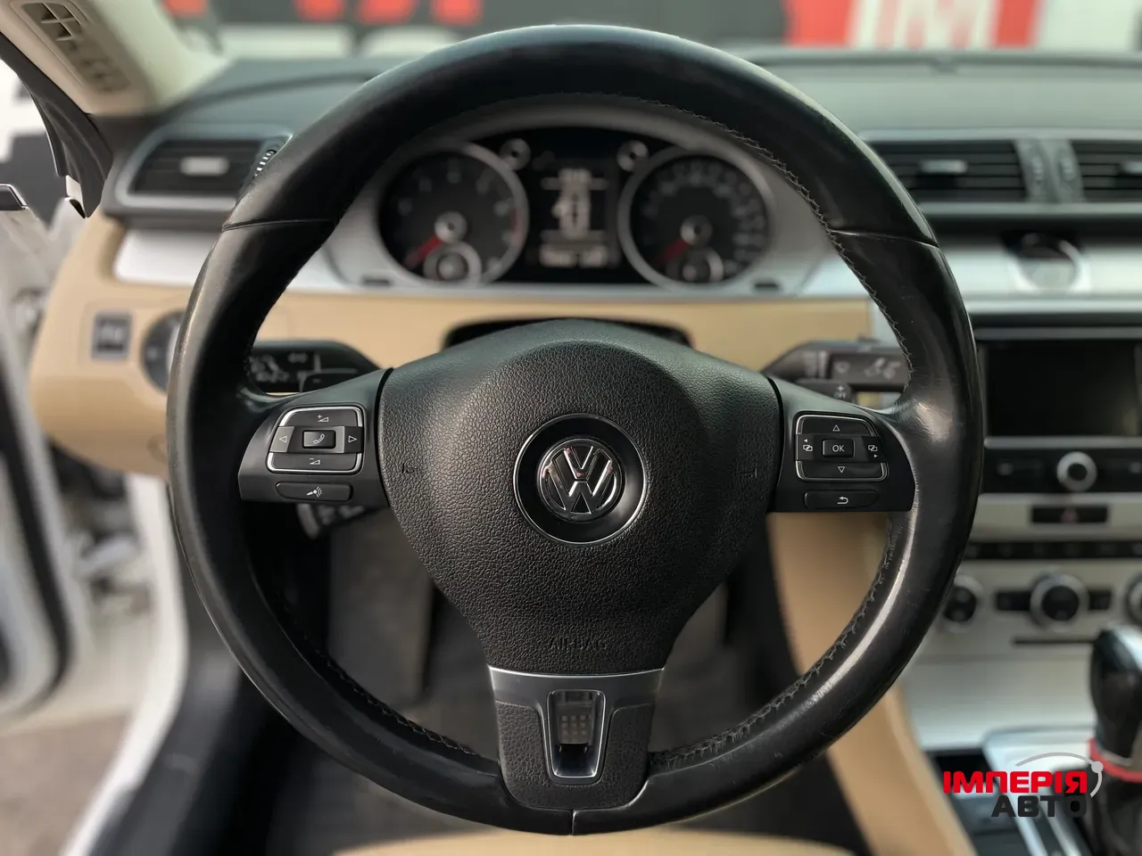 Volkswagen Passat CC - фото 8