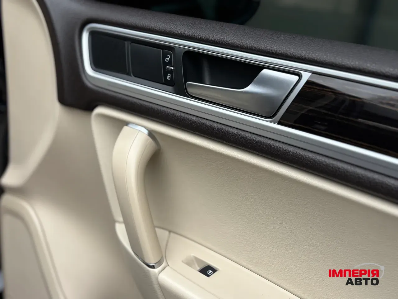 Volkswagen Touareg - фото 53