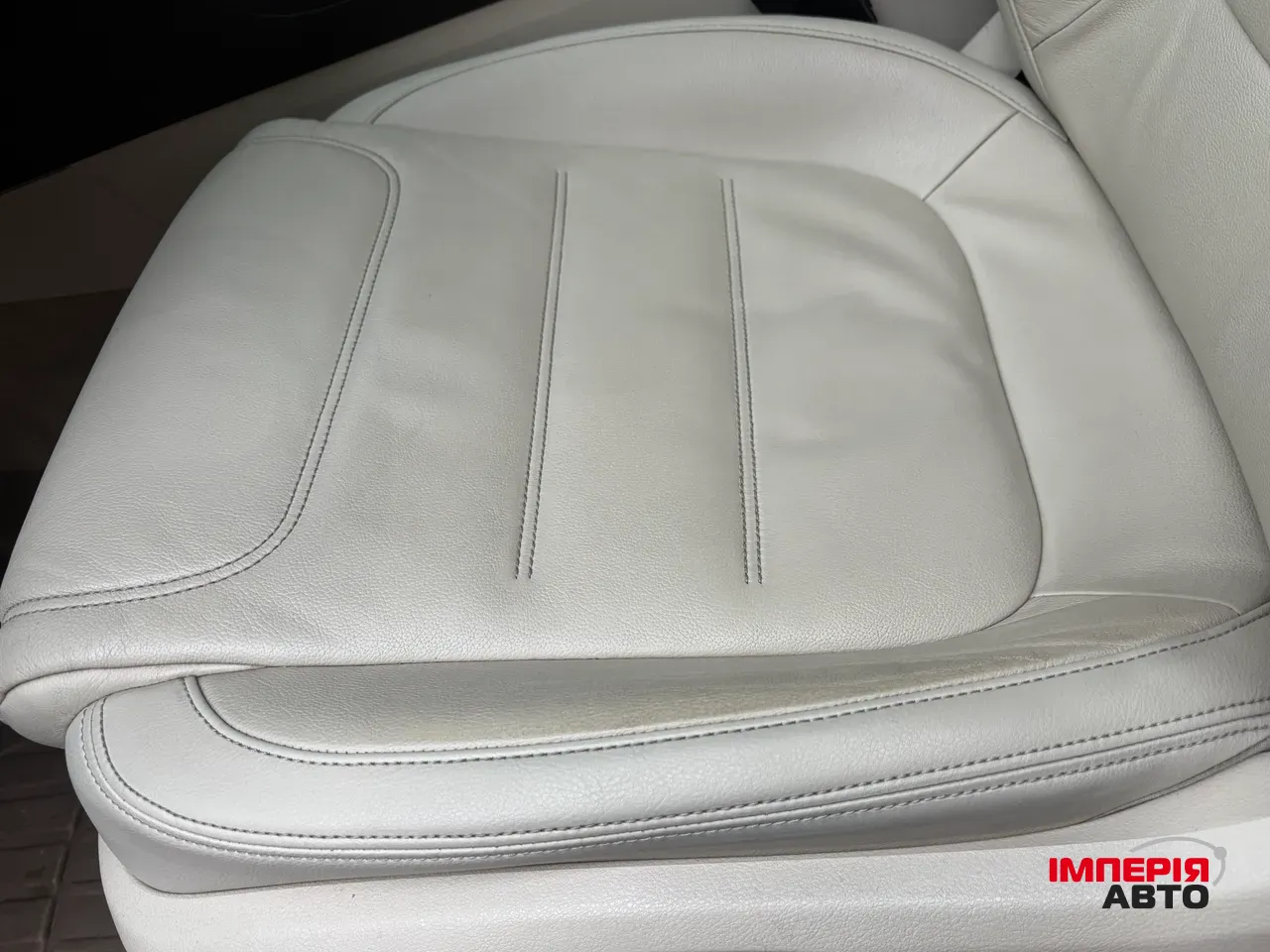 Volkswagen Touareg - фото 33