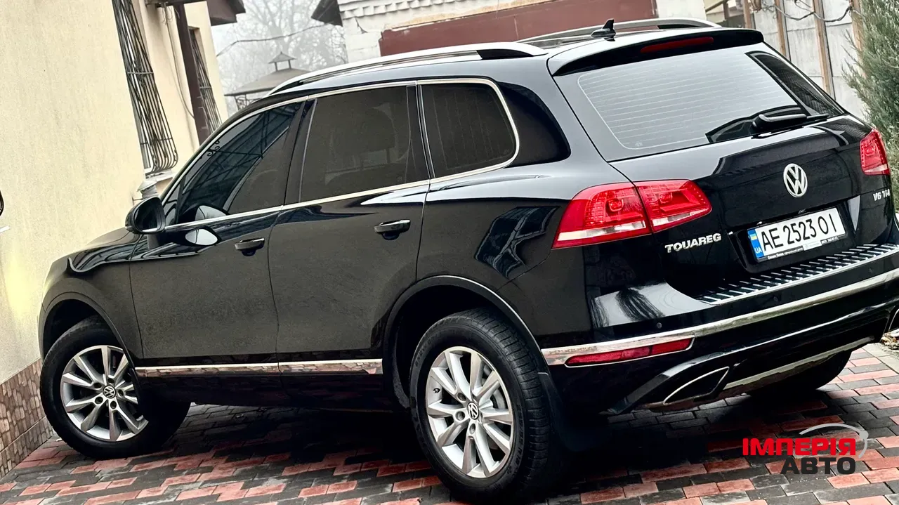 Volkswagen Touareg - фото 14