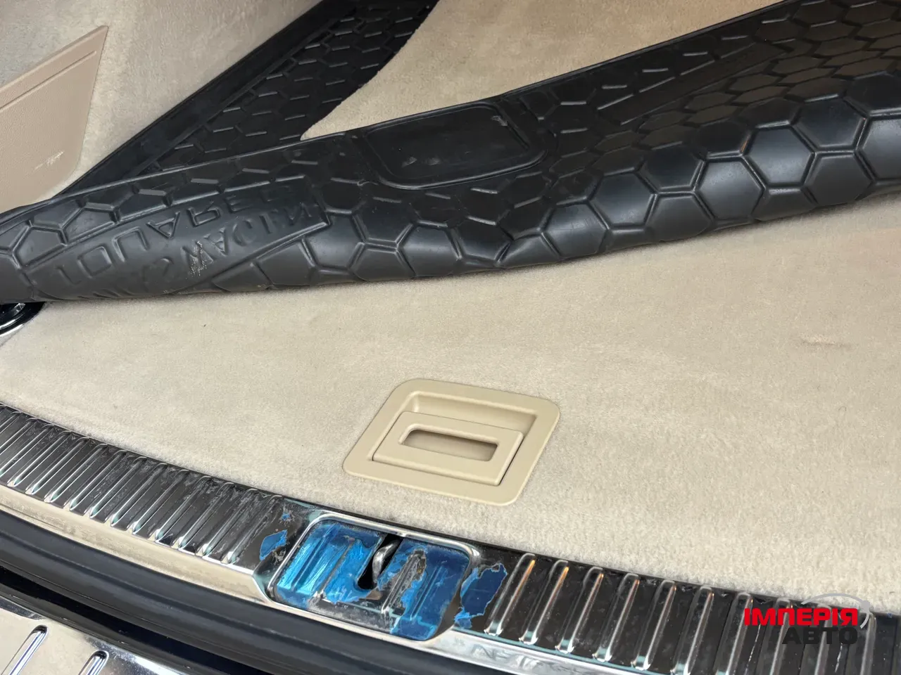 Volkswagen Touareg - фото 25