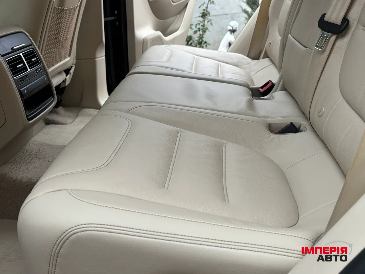 Volkswagen Touareg - фото 20