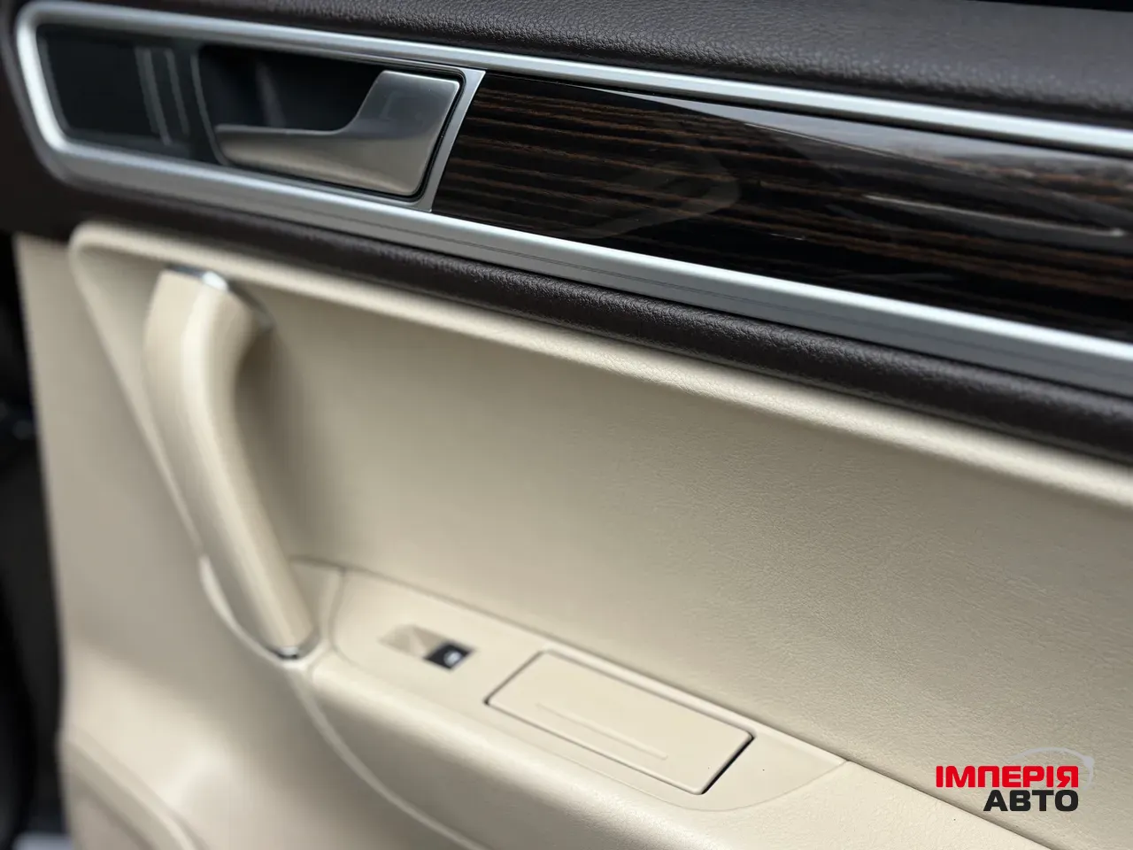 Volkswagen Touareg - фото 54