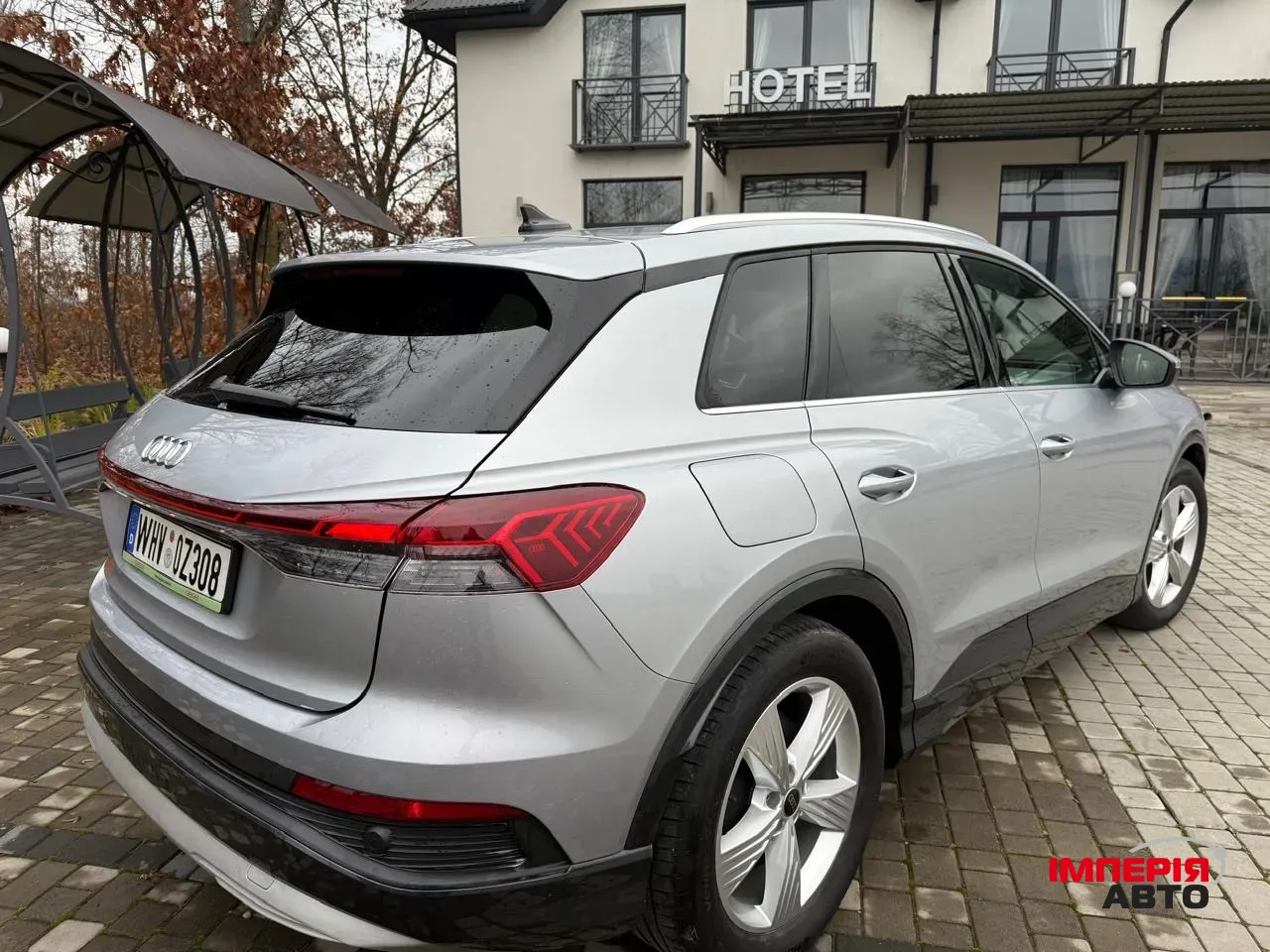 Audi Q4 e-tron - фото 12