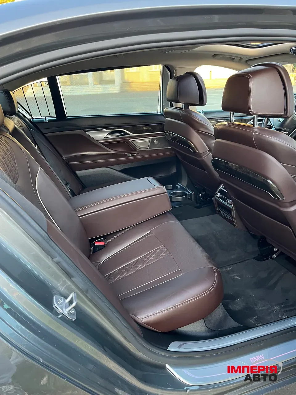 BMW 7 серії - фото 12