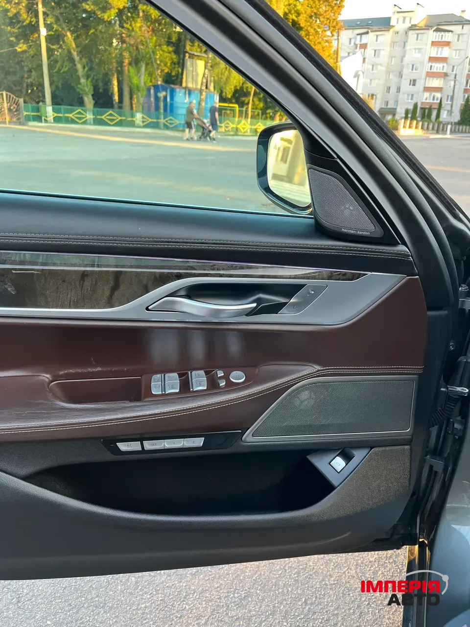 BMW 7 серії - фото 22