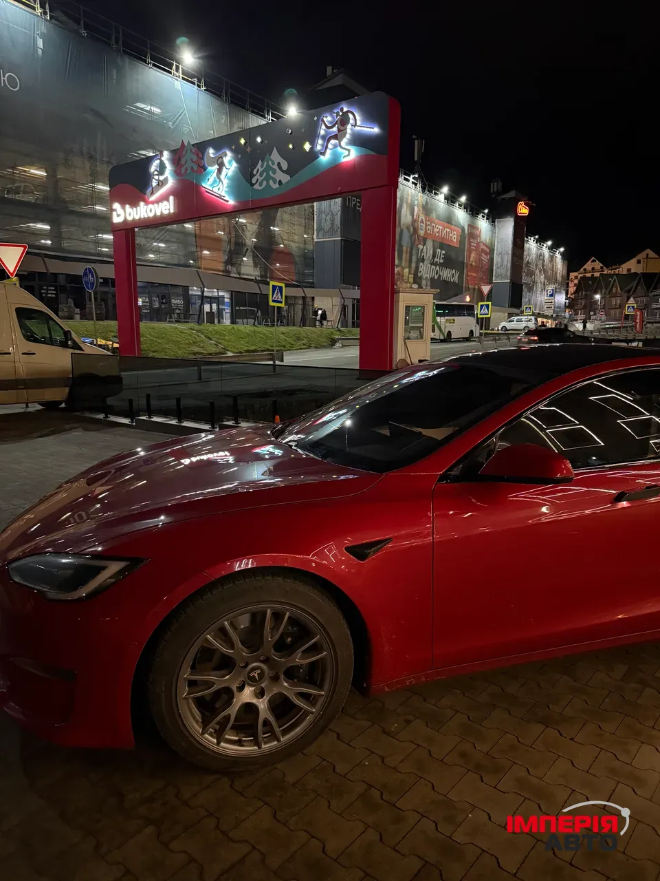 Tesla Model S - фото 5