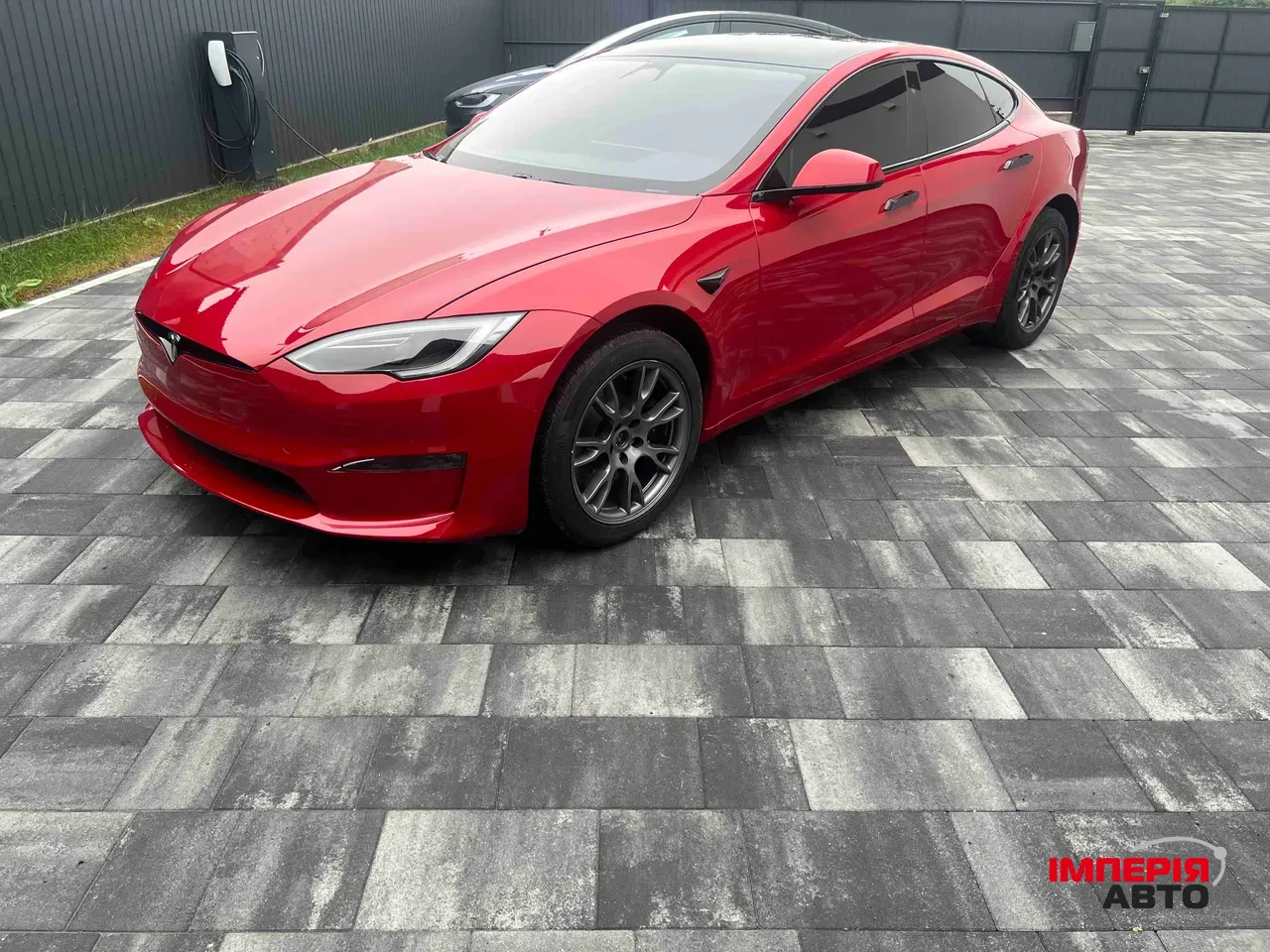 Tesla Model S - фото 2