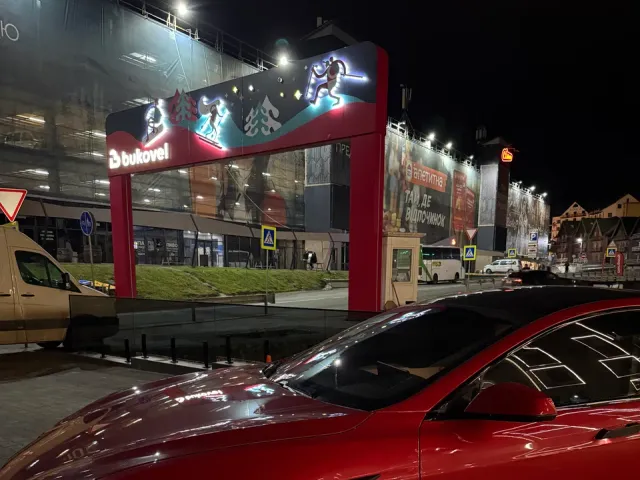 Tesla Model S - фото 5