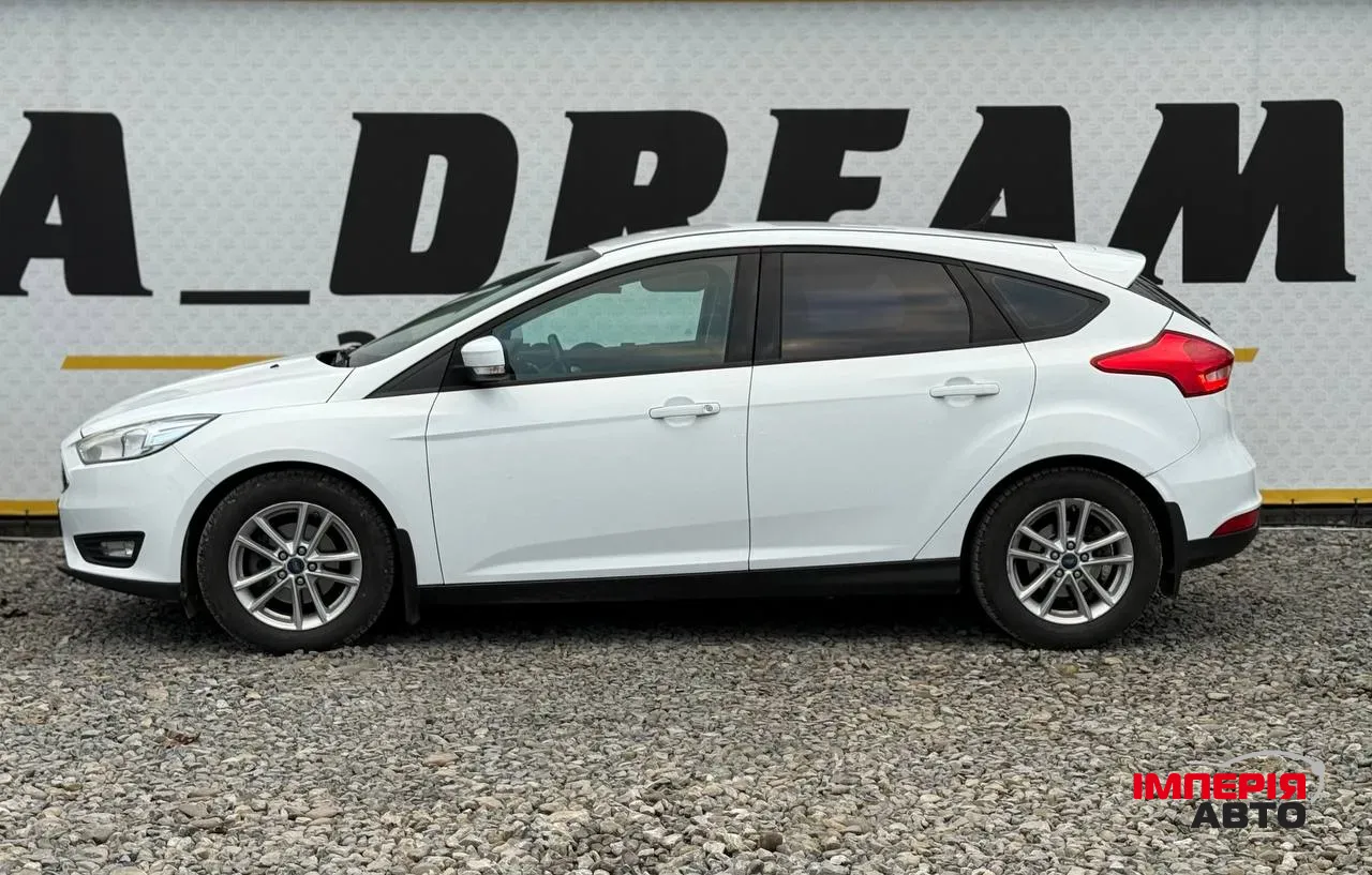 Ford Focus - фото 3