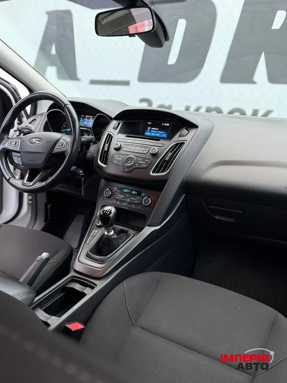 Ford Focus - фото 7