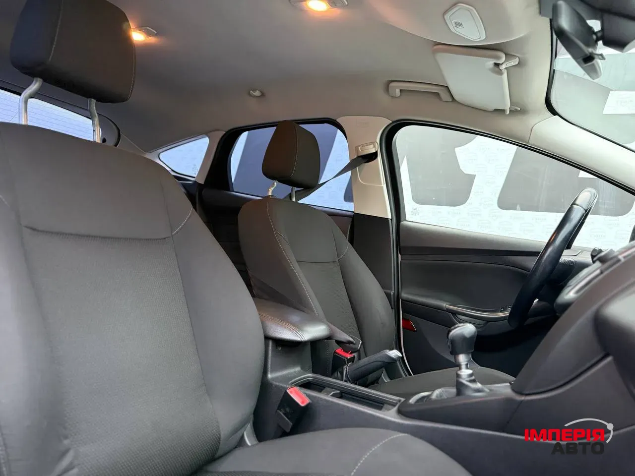 Ford Focus - фото 23