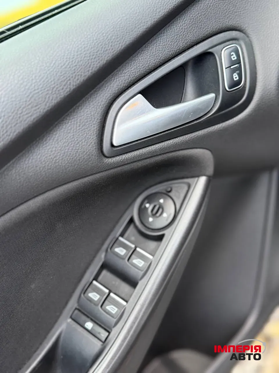 Ford Focus - фото 15