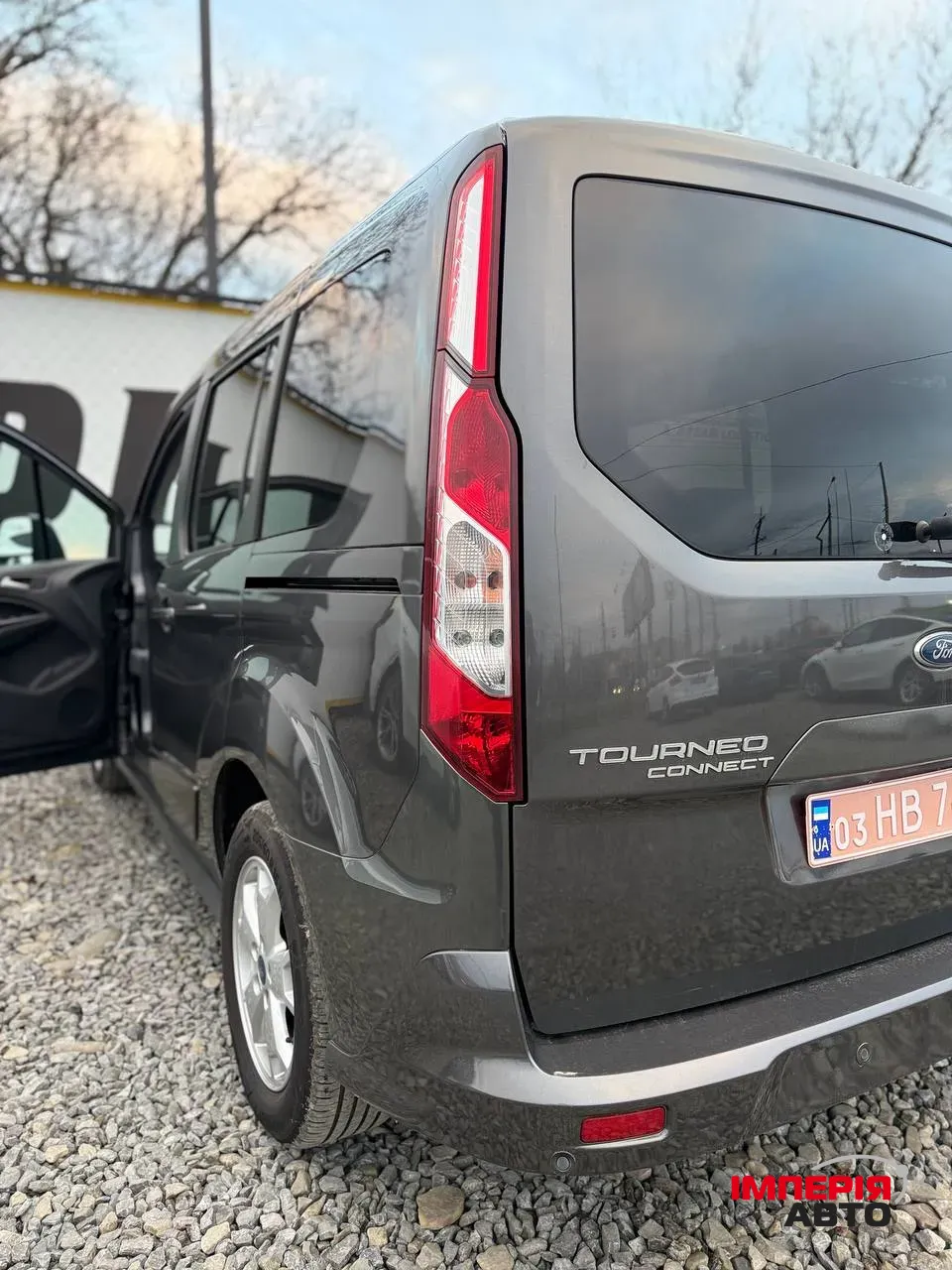 Ford Tourneo Connect - фото 31