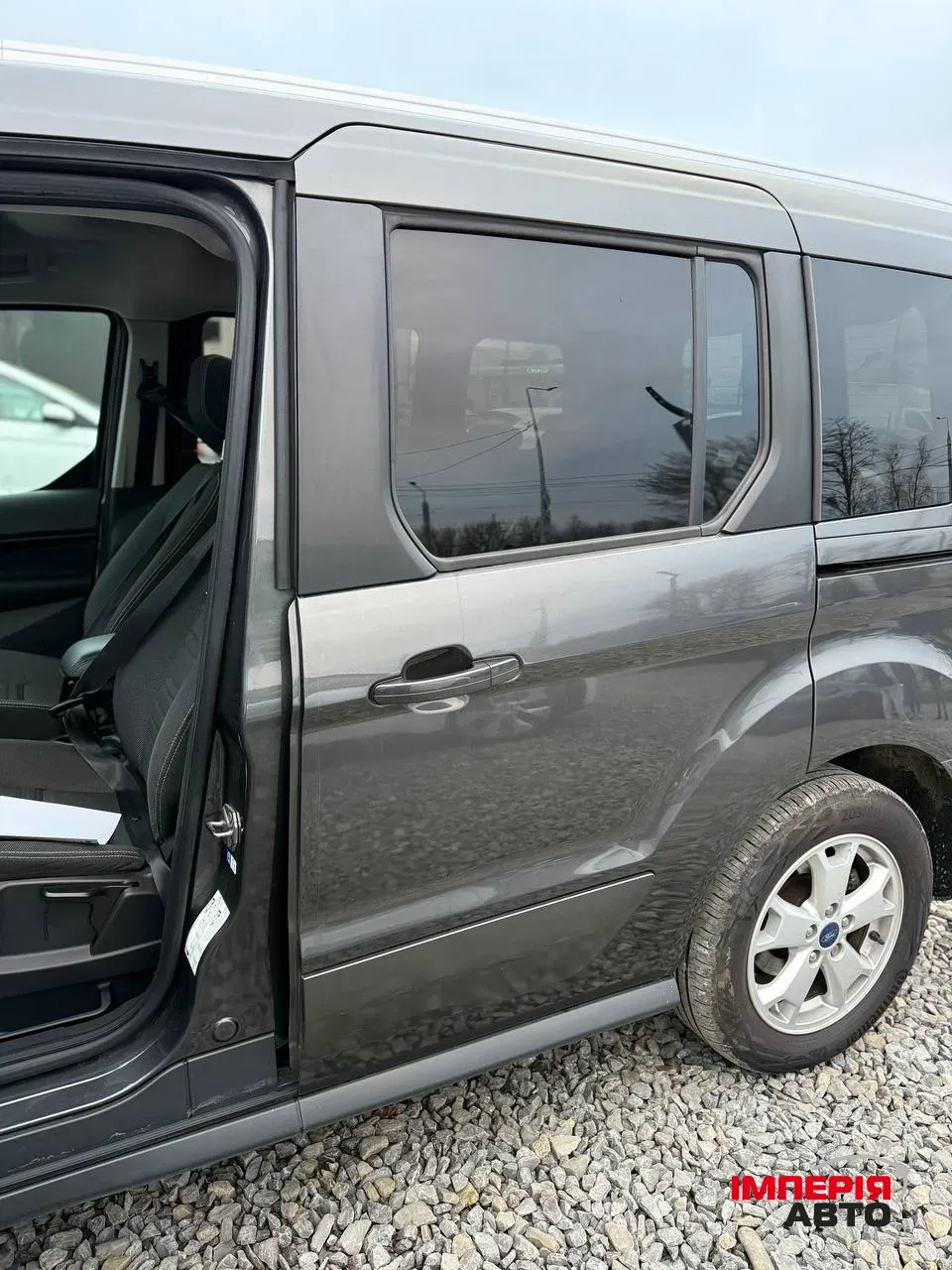 Ford Tourneo Connect - фото 22