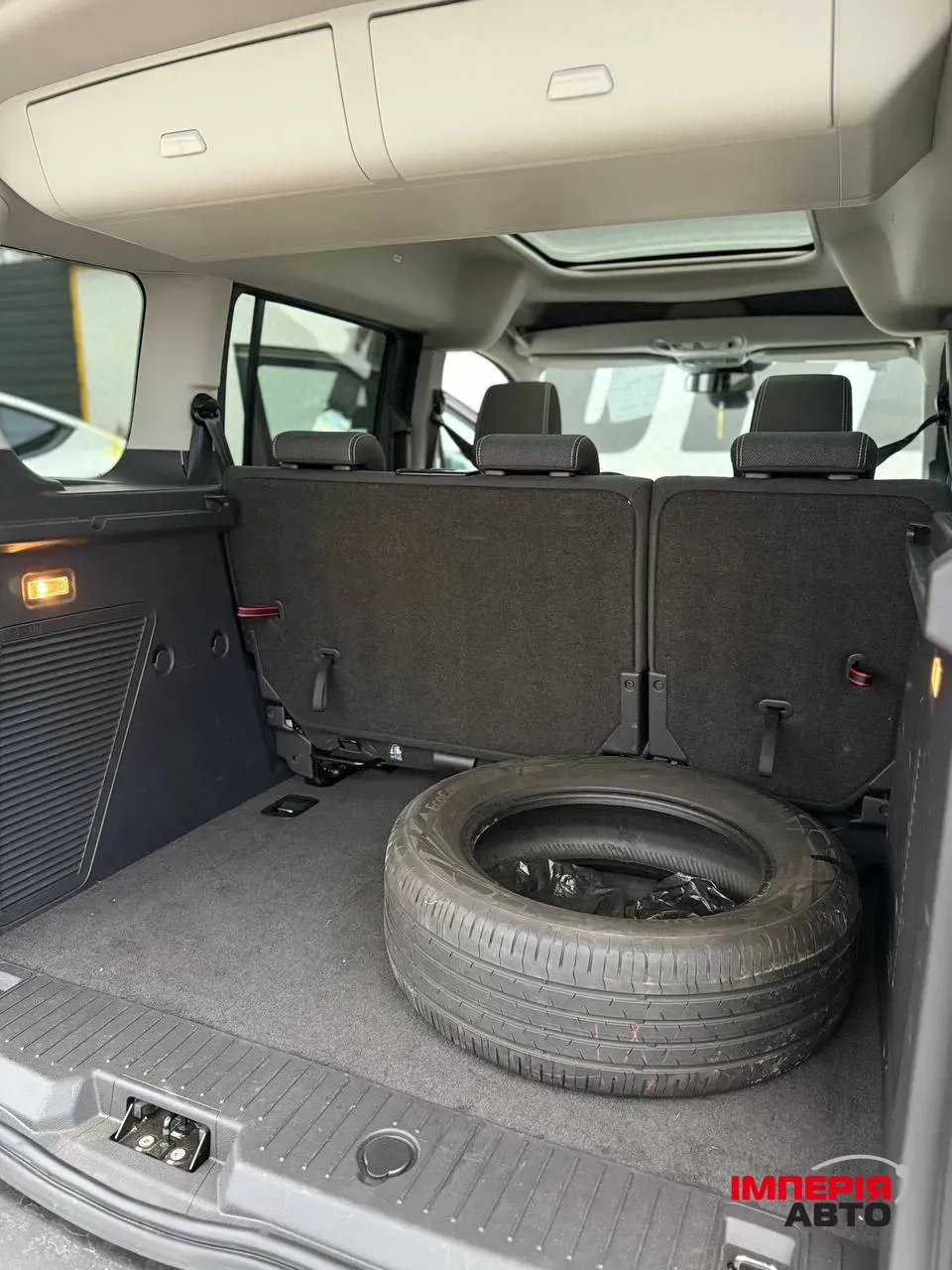 Ford Tourneo Connect - фото 32