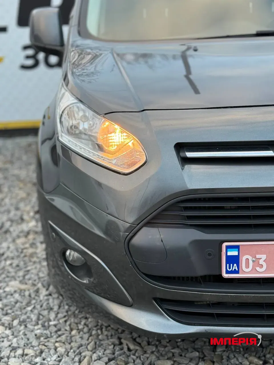 Ford Tourneo Connect - фото 2