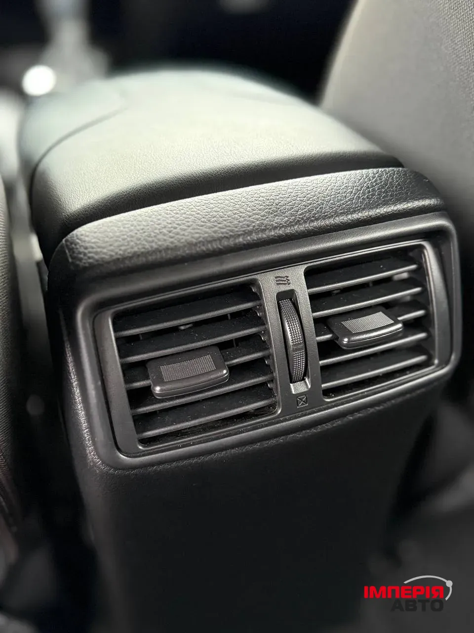 Nissan Rogue Sport - фото 24