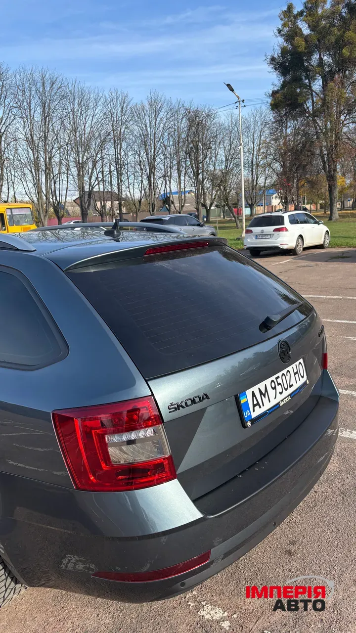 Skoda Octavia - фото 3