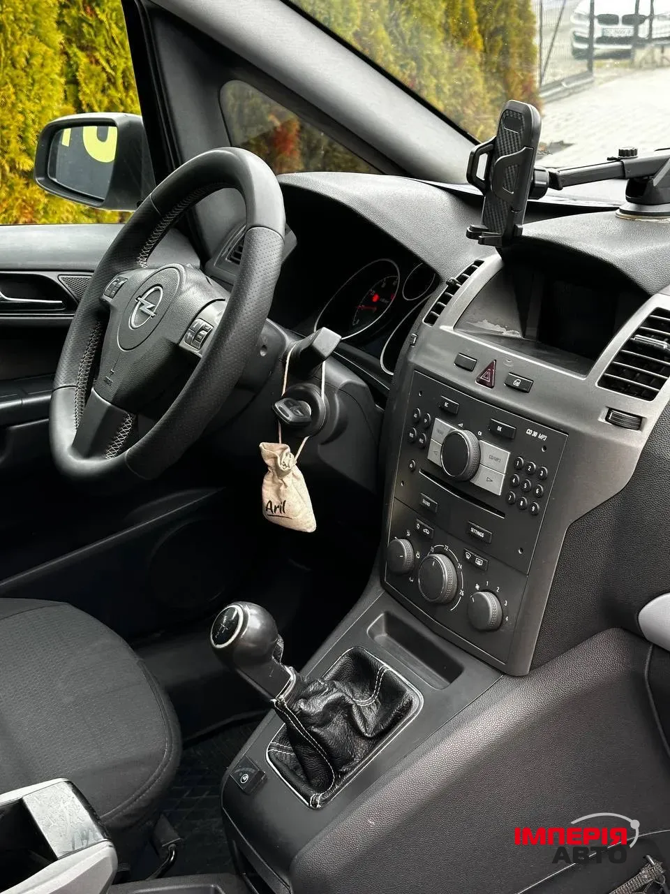 Opel Zafira - фото 7