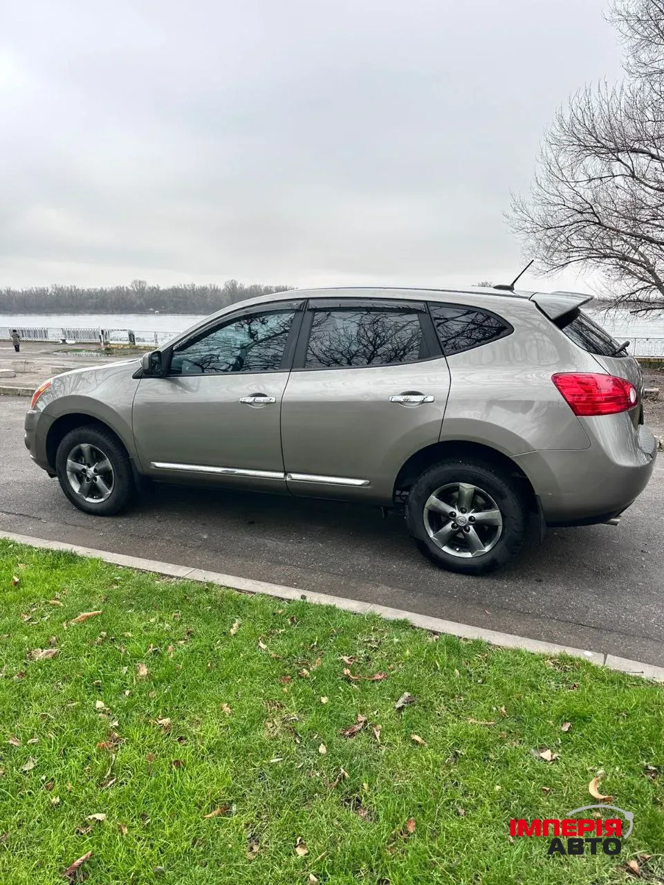 Nissan Rogue - фото 4