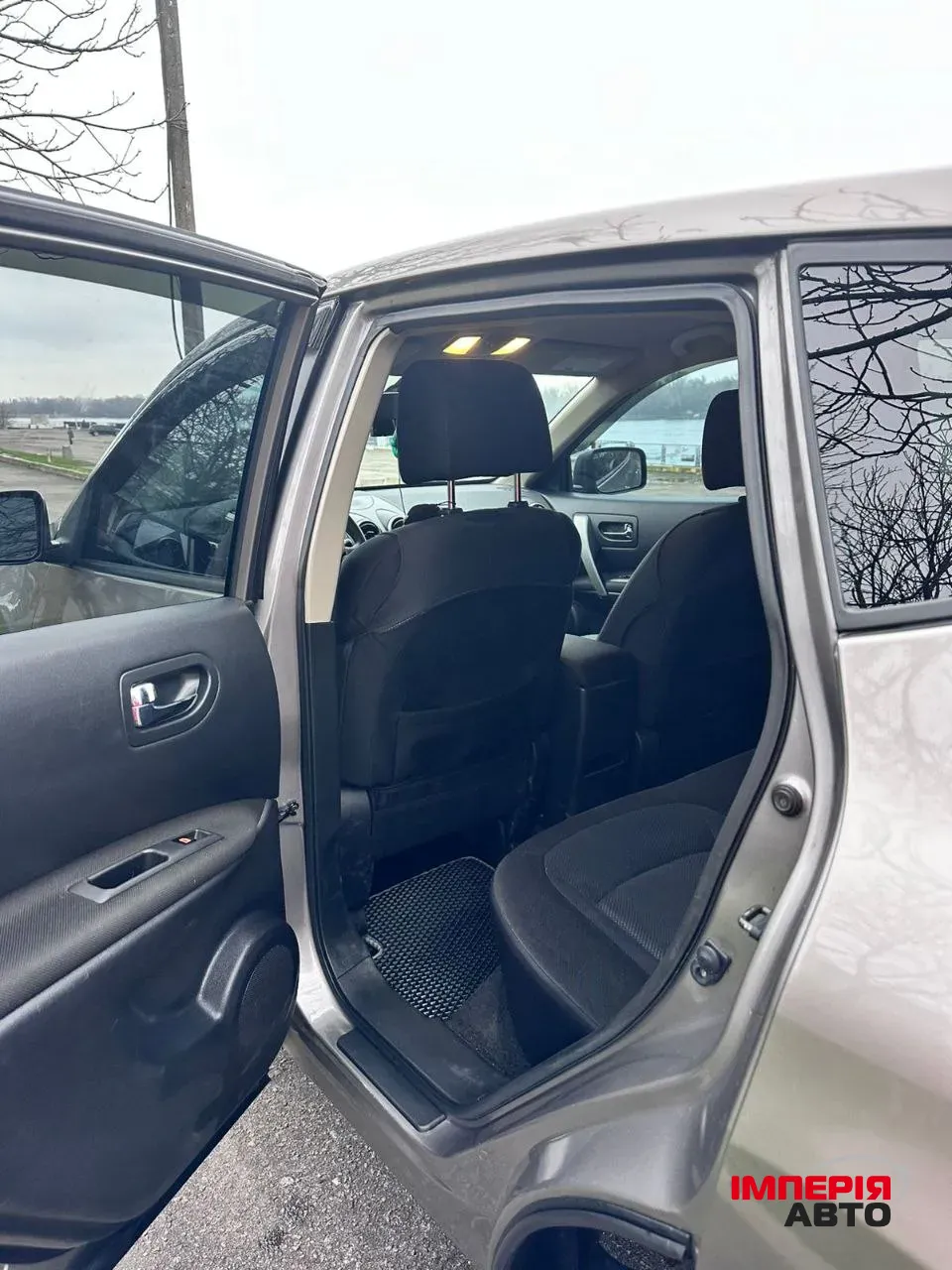 Nissan Rogue - фото 10