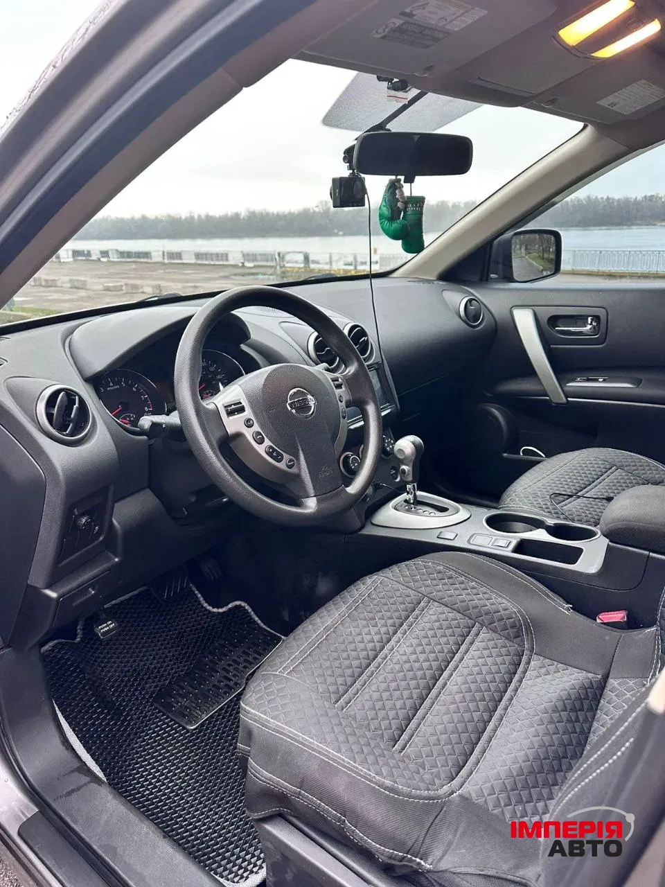 Nissan Rogue - фото 12