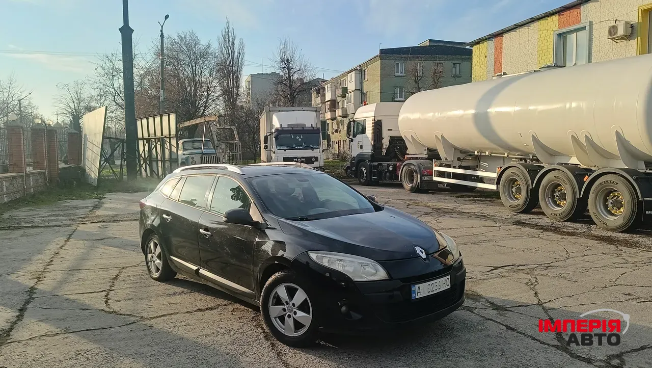 Renault Megane - фото 4