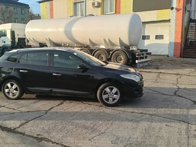 Renault Megane - фото 3