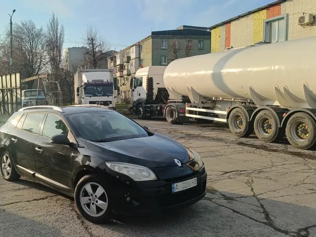 Renault Megane - фото 4