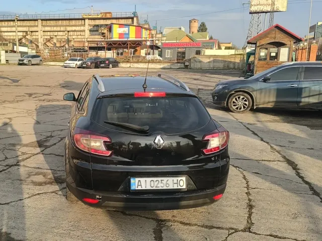 Renault Megane - фото 5