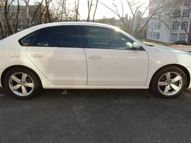 Volkswagen Passat (North America and China) - фото 2