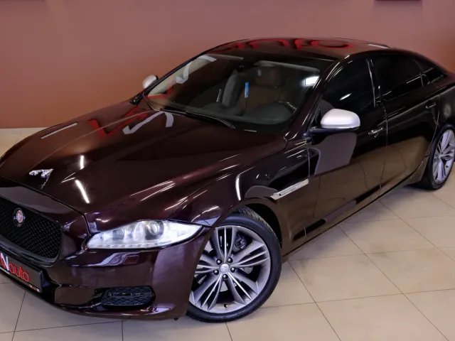 Jaguar XJ - фото 2