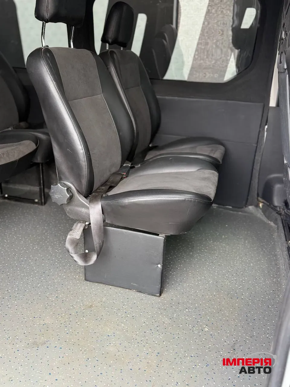 Renault Trafic - фото 15