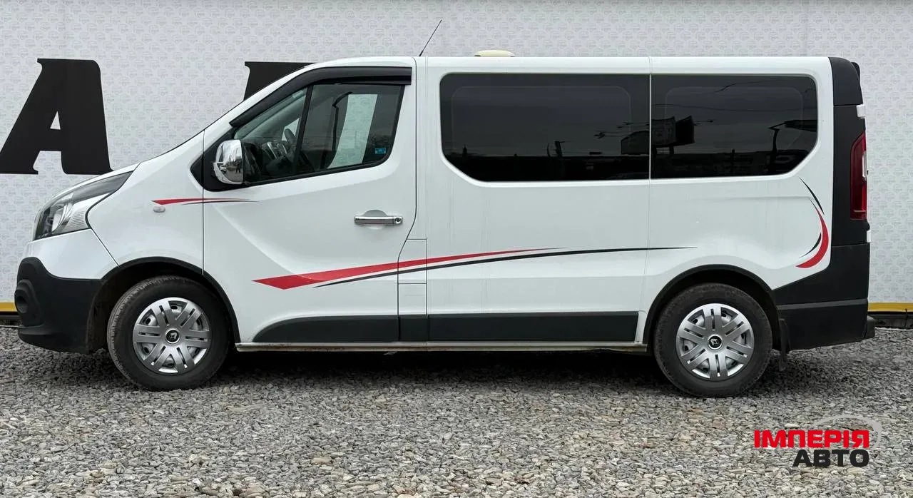 Renault Trafic - фото 2