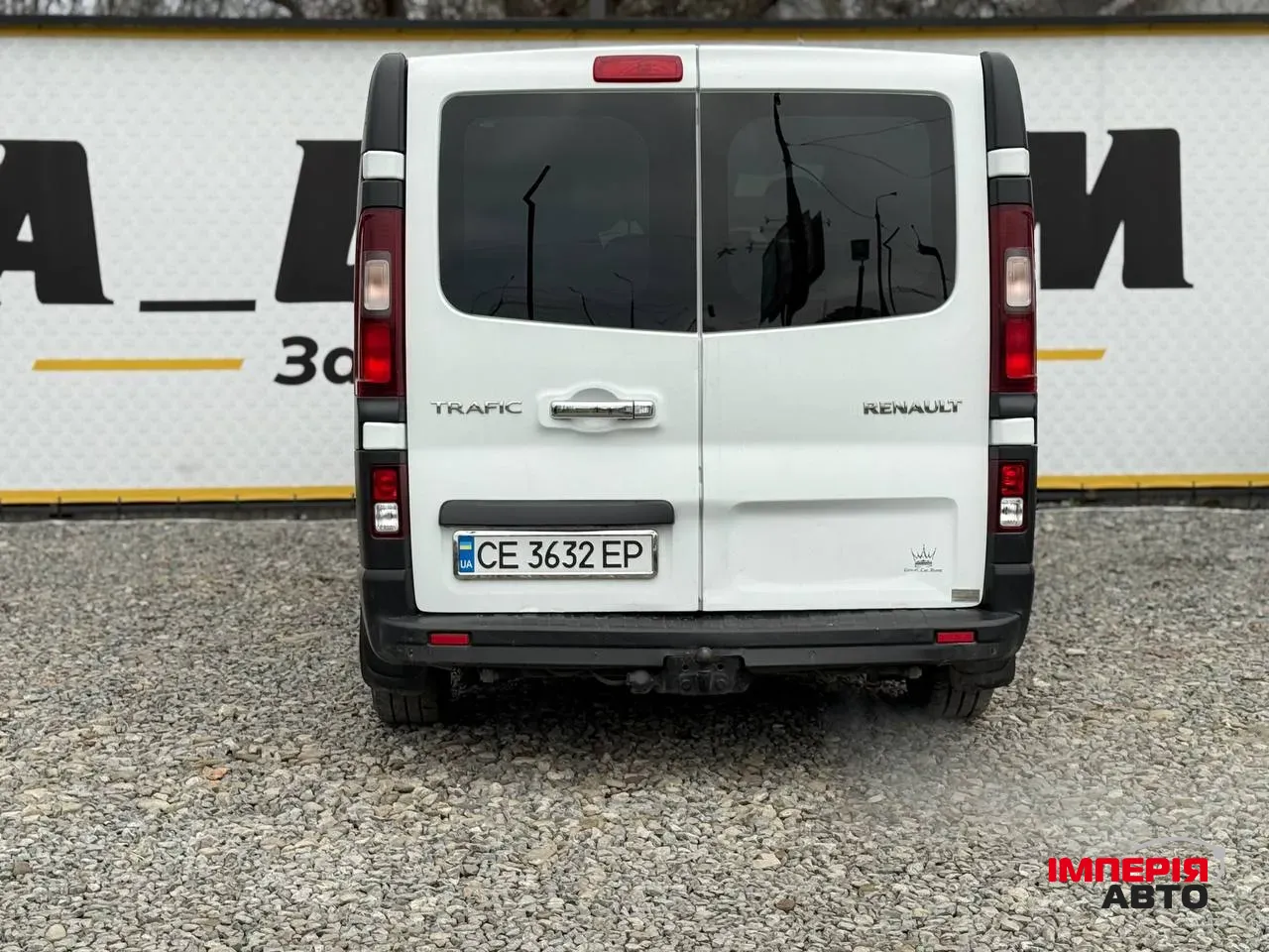 Renault Trafic - фото 21