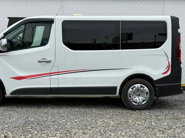 Renault Trafic - фото 2
