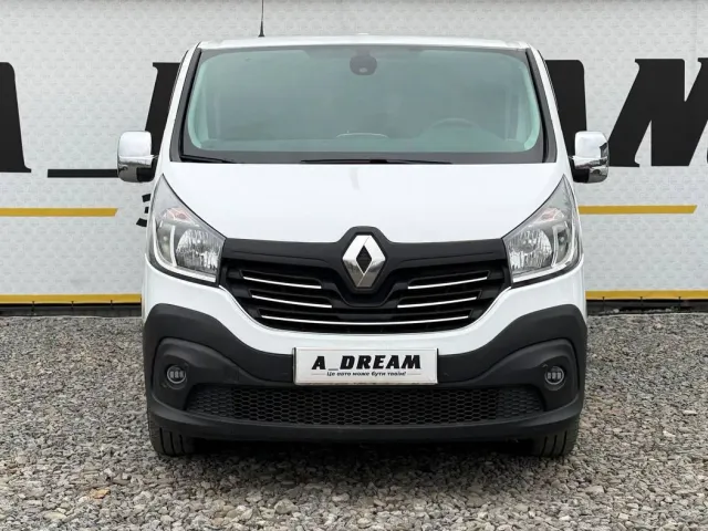 Renault Trafic - фото 1