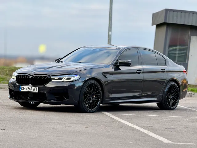 BMW 5 серії - фото 4