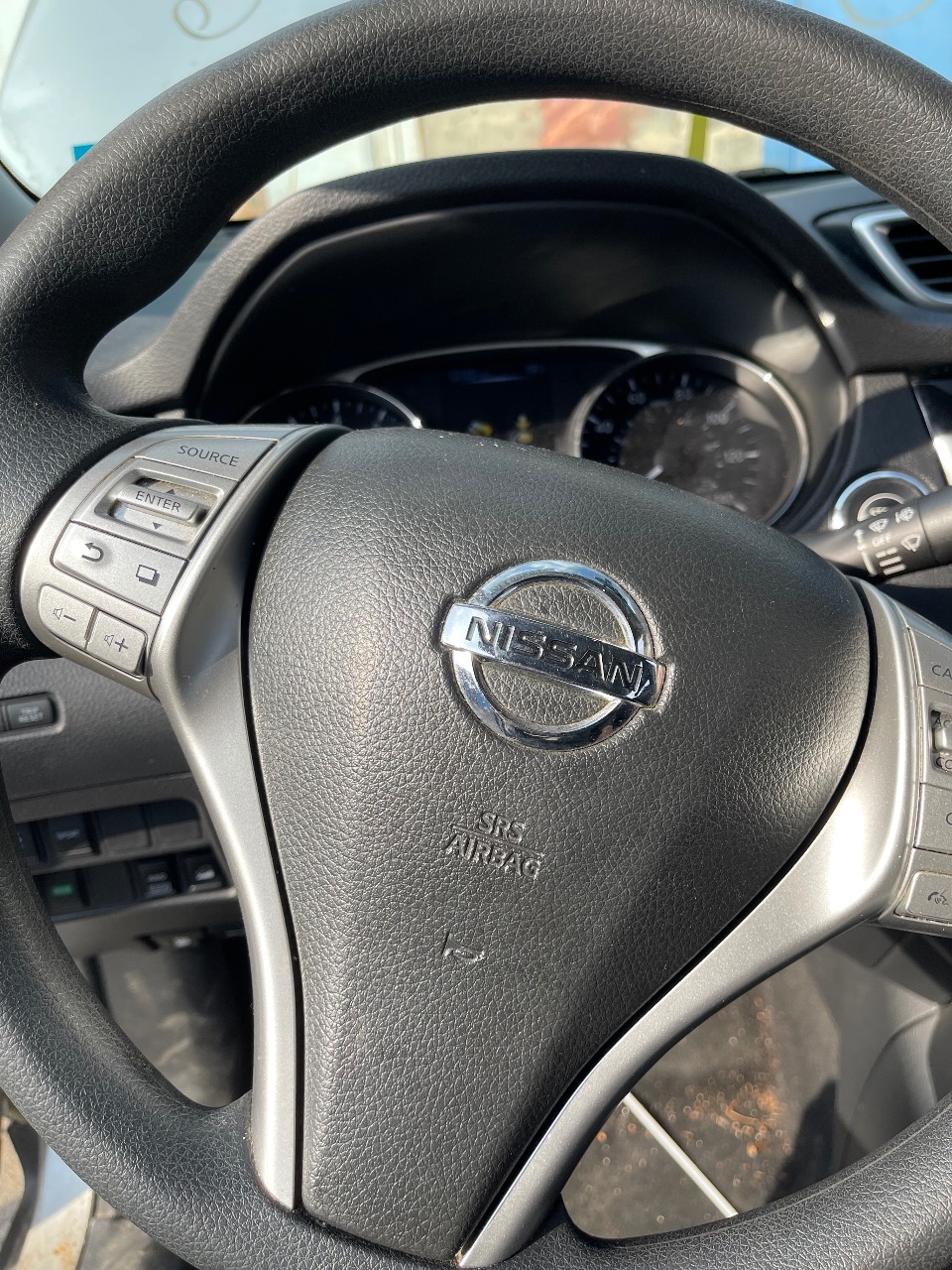 Nissan Rogue - фото 13