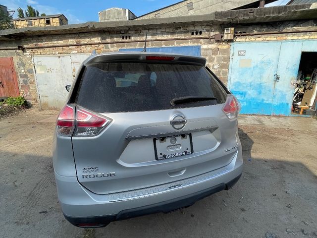 Nissan Rogue - фото 4