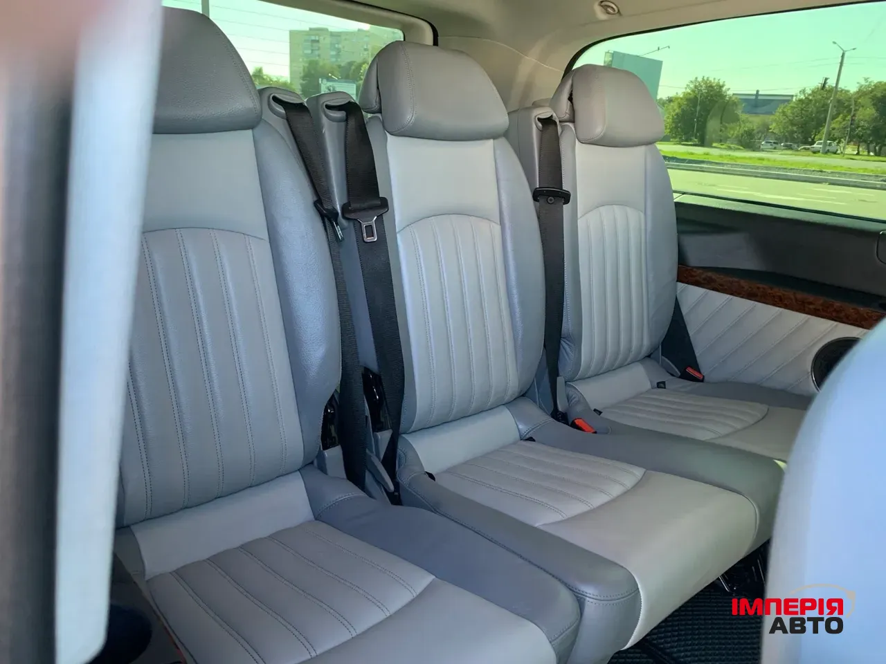 Mercedes-Benz Viano - фото 8