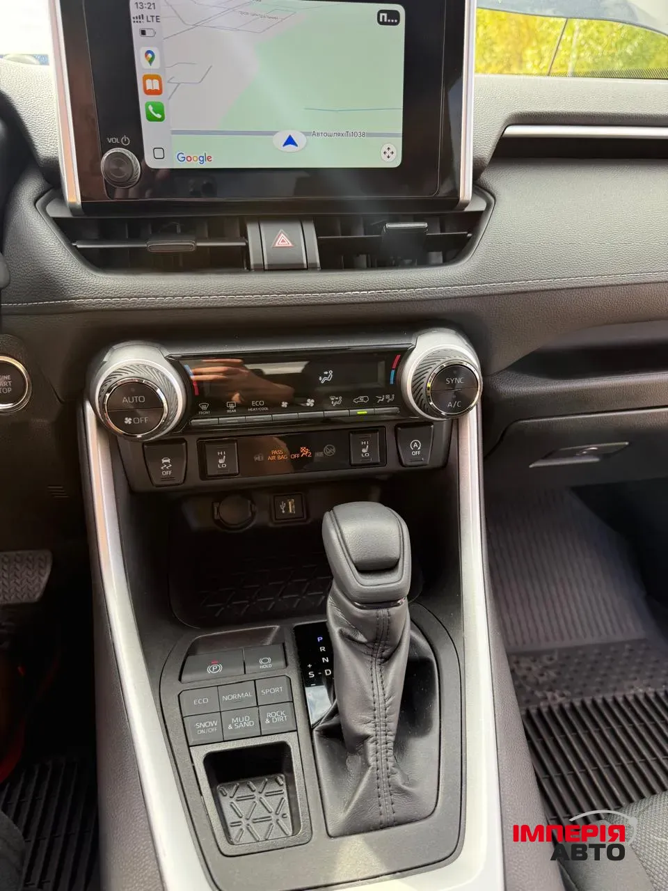 Toyota RAV4 - фото 24