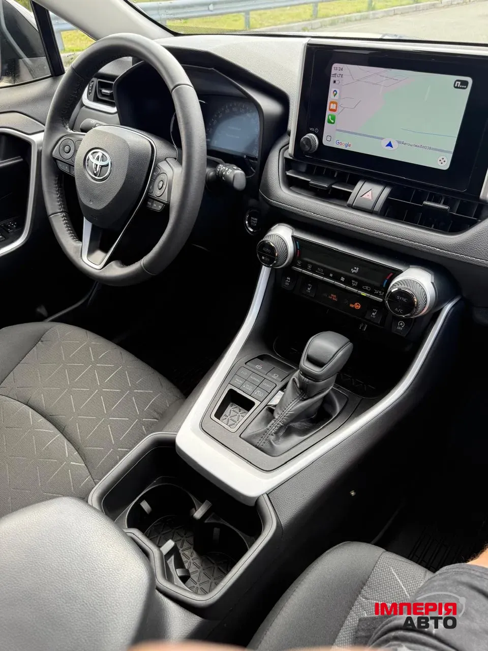 Toyota RAV4 - фото 27