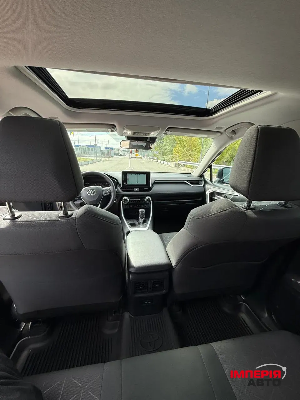 Toyota RAV4 - фото 20