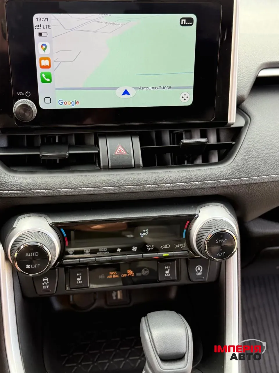 Toyota RAV4 - фото 26