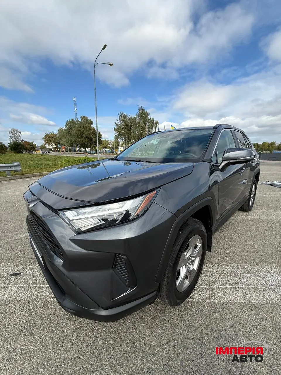 Toyota RAV4 - фото 2