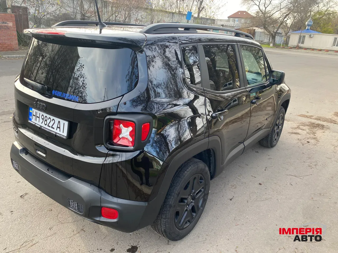 Jeep Renegade - фото 14